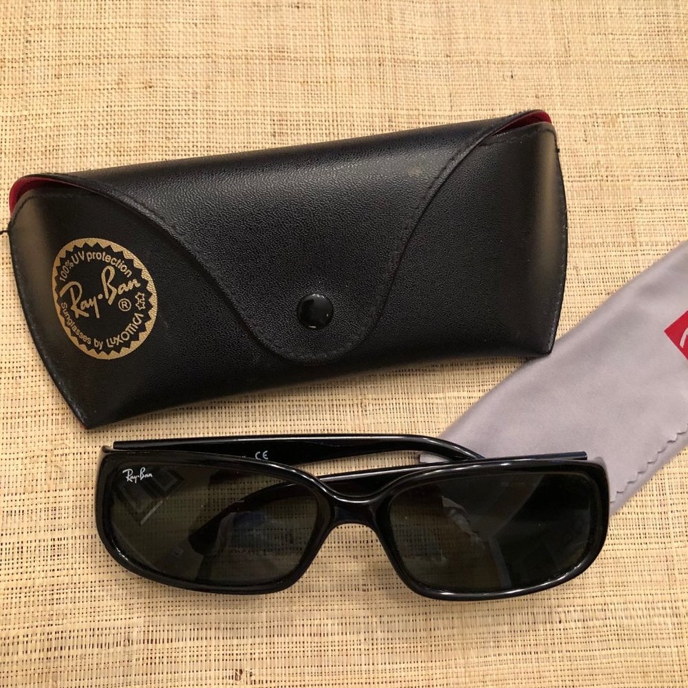 Ray-Ban Vintage (RB 4055) - Made in Italy